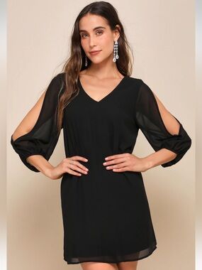 NWT Lulu's Black V-Neck Dress with Branded Tag
